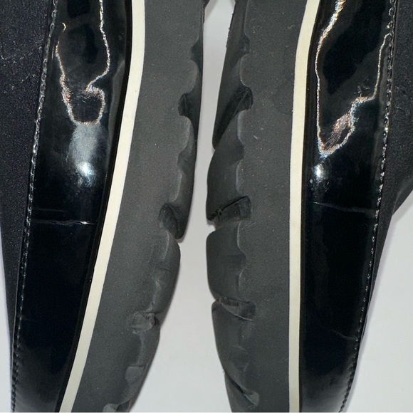 Donald J. Pliner Conner Loafer - Picture 12 of 13